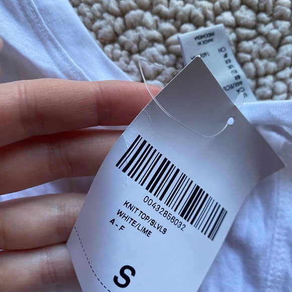 Forever 21- Vintage Zodiac Qualities Gym Tank, SIZE S. - Picture 4 of 4